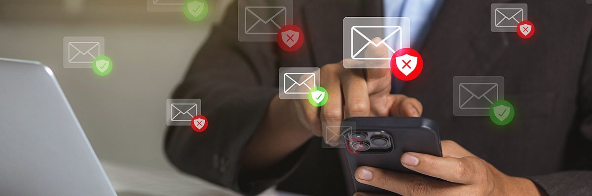 Saudi Arabia ordered to pay £3m to UK dissident targeted with Pegasus spyware